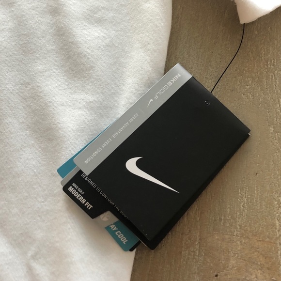 NIKE GOLF DRI FIT SHORT SLEEVE T SHIRT | NWT - Picture 3 of 3